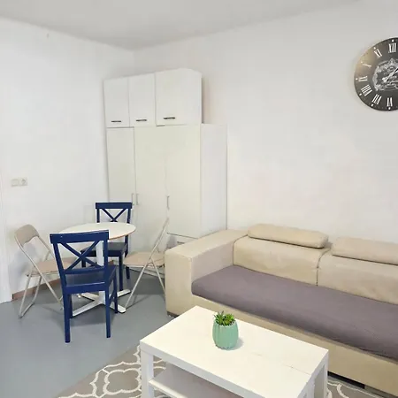 Bright With Free Parking Apartman Ljubljana